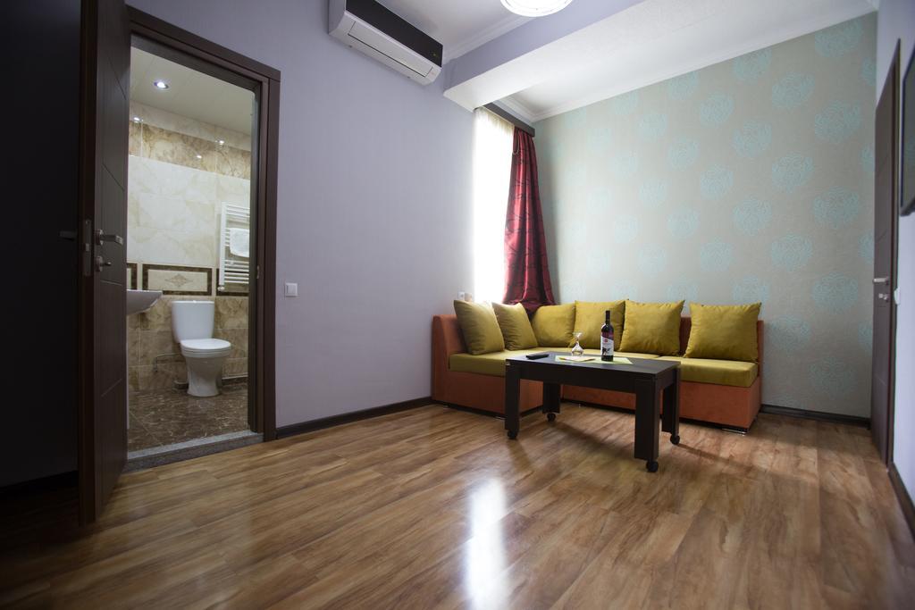 Hotel The One Boutique à Tbilissi Extérieur photo